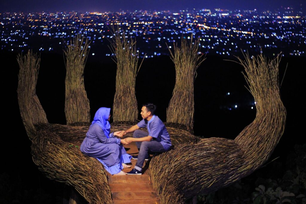 Hutan Pinus Pengger | Foto, Daya Tarik, HTM, dan Rute