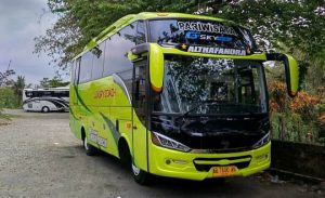Sewa Bus 33 Seat Jogja